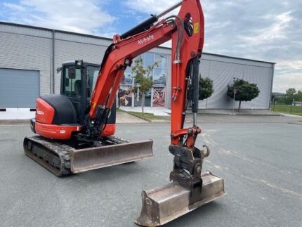 Kubota KX057-4