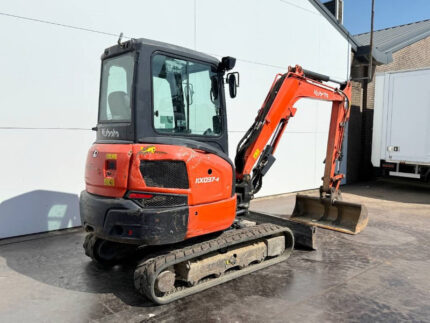 Kubota KX037-4