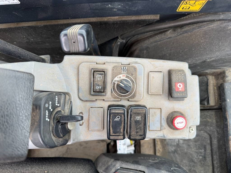 Kubota KX027-4 - Hammer Lines / Quick Coupler